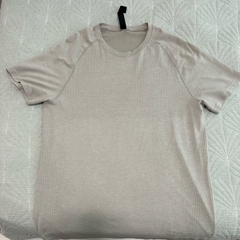 Lululemon Metal Vent Tee